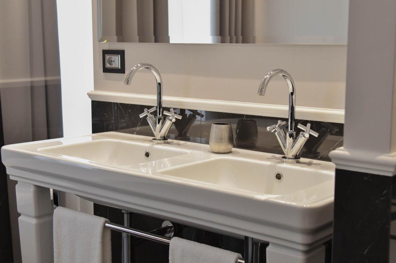 The Unique Brera Hotel Милано Екстериор снимка
